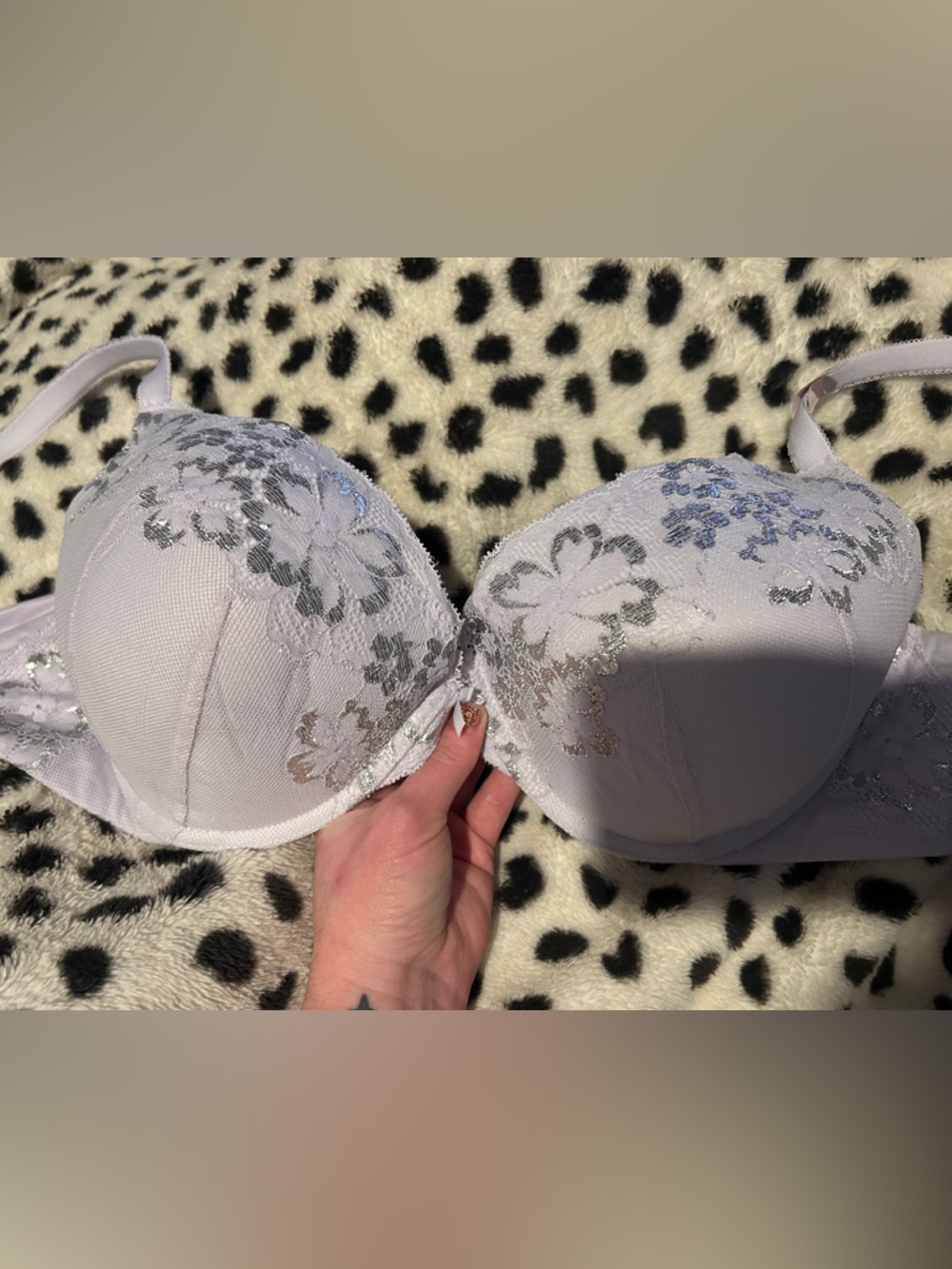 Victoria's Secret Lilac Bra with Silver Floral Embroidery Push-Up Bra